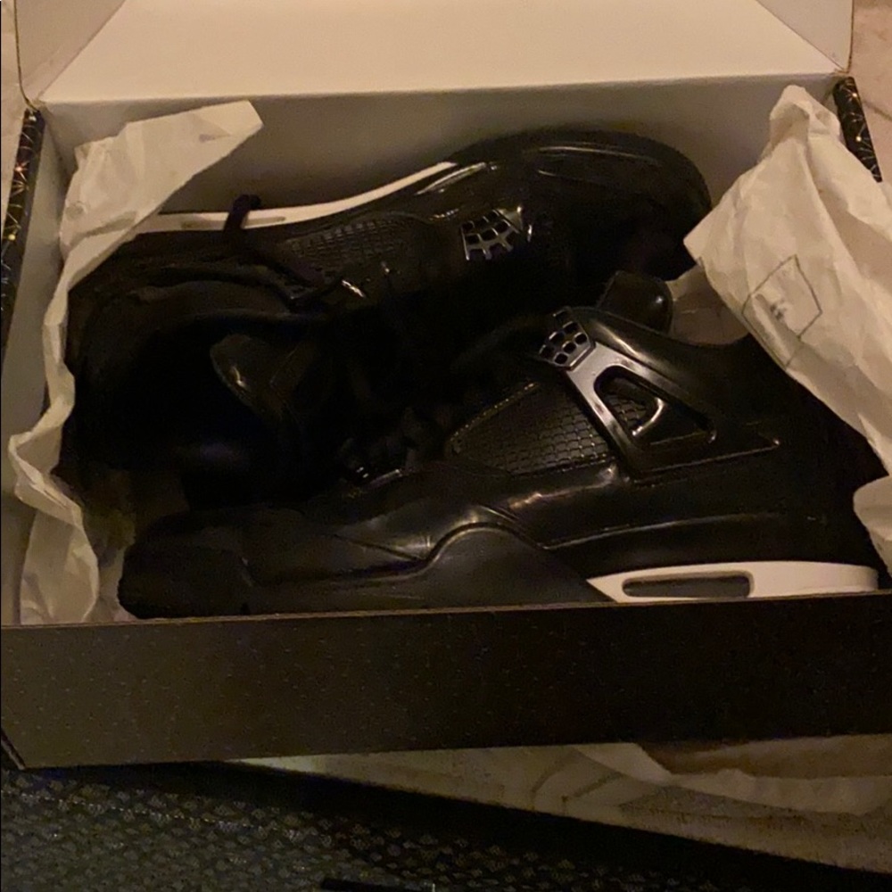 Jordan Black 11lab4